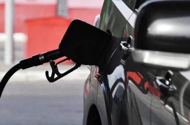 „Turismul de combustibil” ia amploare în Europa: șoferii traversează frontierele pentru prețuri mai mici